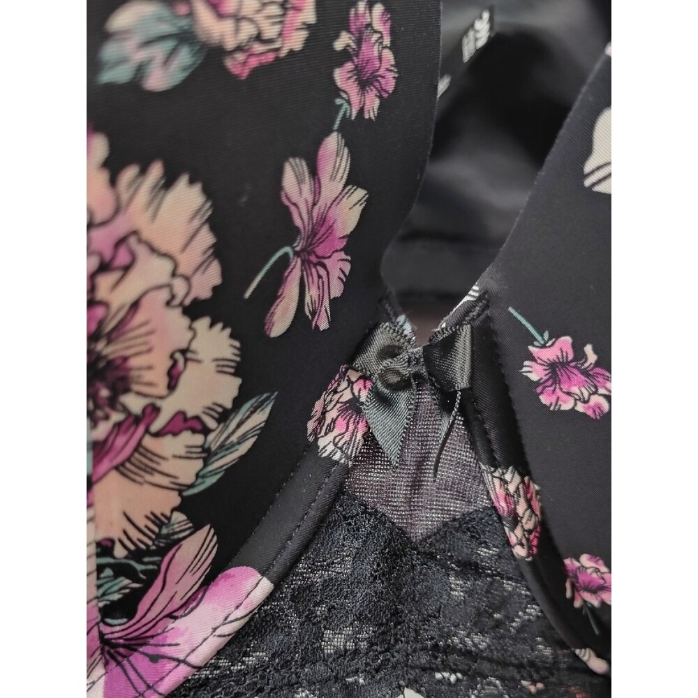 Torrid Curve Perfect Coverage Black & Pink Floral Push Up Smooth Bra Size 46 C - Picture 3 of 9